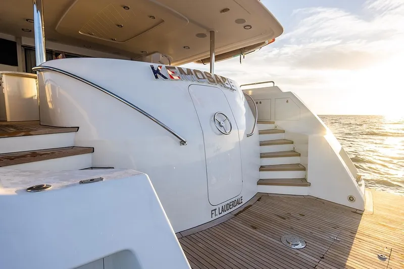 Kemosabe Yacht Photos Pics Luxury yacht Westport 112, 2007 model, with elegant deck and ocean view.