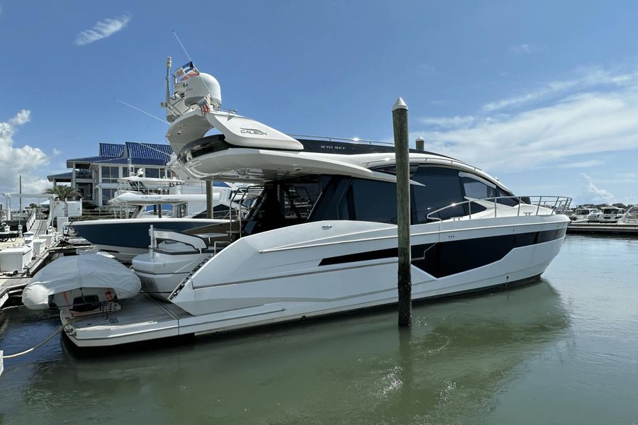 2019 Galeon 510 Sky