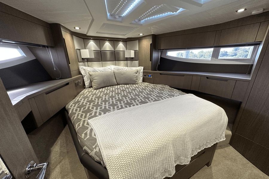 2019 Galeon 510 Sky
