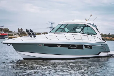 2009 Formula 45 Yacht