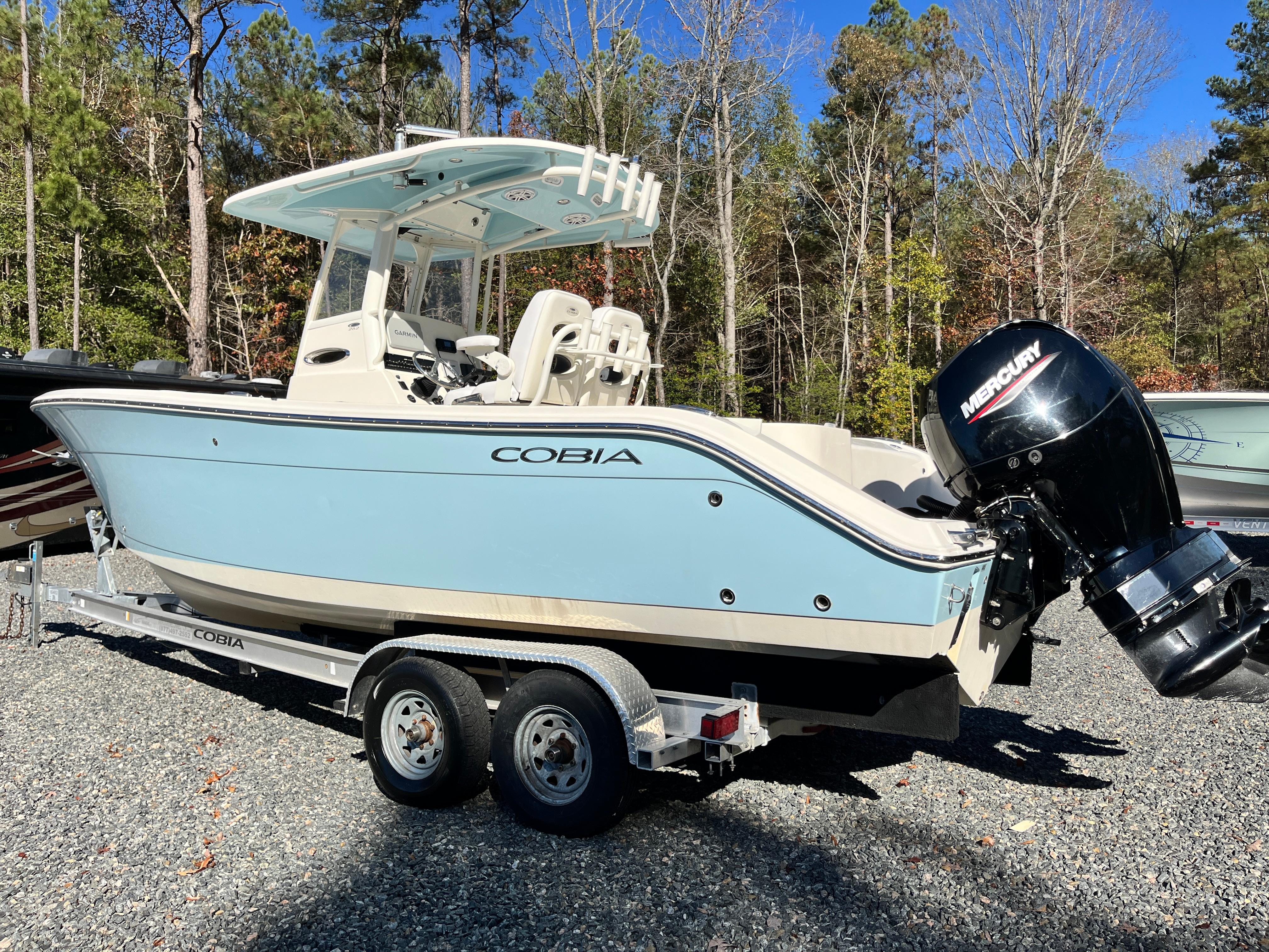 2021 Cobia 262 Center Console Center Console for sale