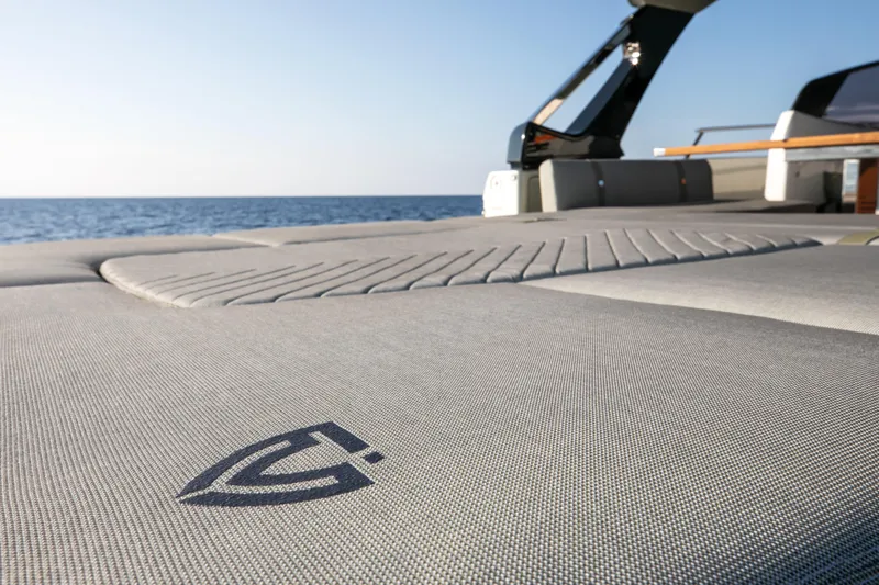  Yacht Photos Pics FIM 500 Regina