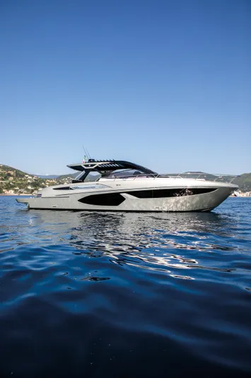  Yacht Photos Pics FIM 500 Regina