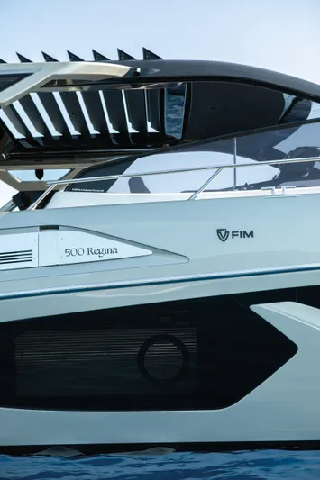  Yacht Photos Pics FIM 500 Regina