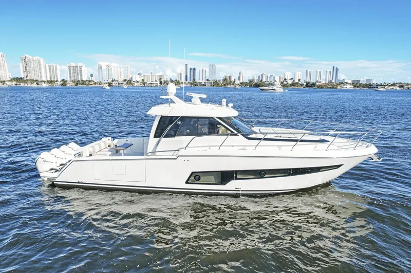 Devocean Yacht Photos Pics 