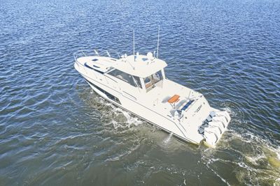 Yacht