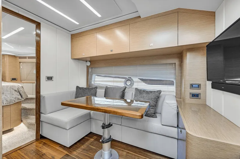 Devocean Yacht Photos Pics 