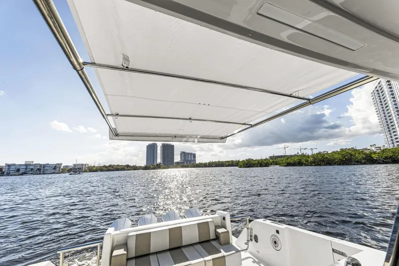 Devocean Yacht Photos Pics 