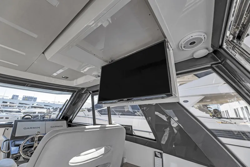 Devocean Yacht Photos Pics 