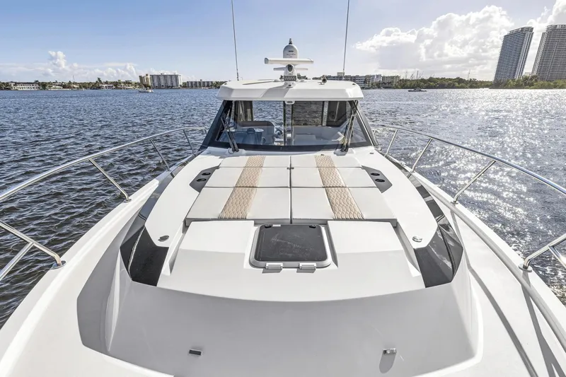 Devocean Yacht Photos Pics 