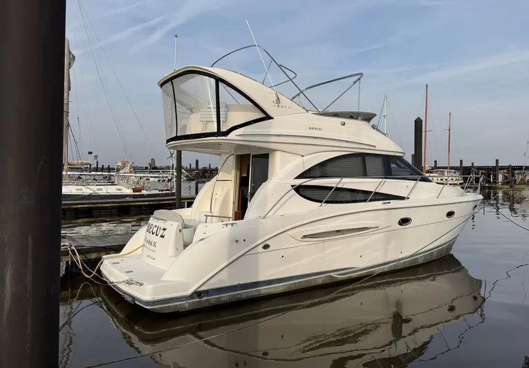 J'becuz Yacht Photos Pics 