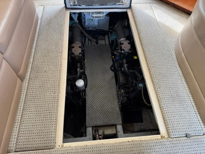 J'becuz Yacht Photos Pics 