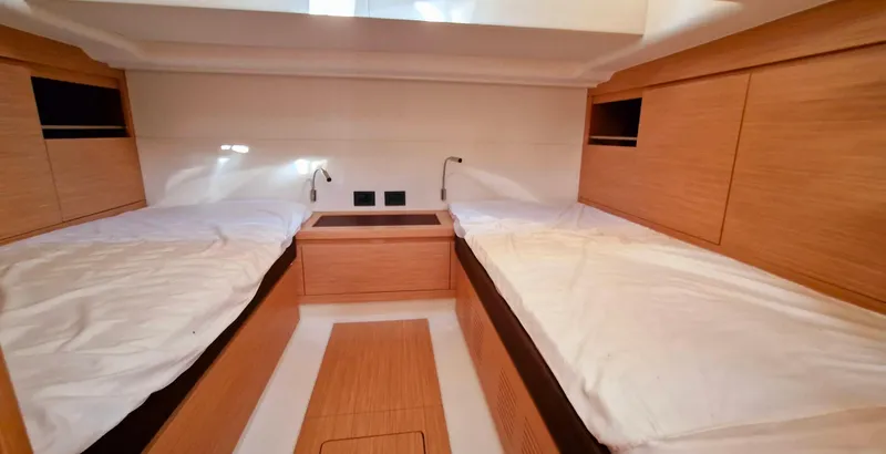  Yacht Photos Pics 2020 Pardo Yachts 43 cabin interior with twin beds and wooden finish.