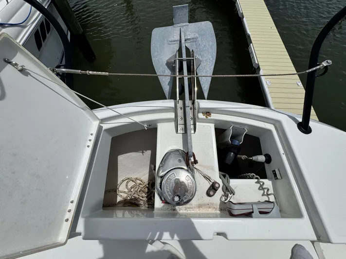  Yacht Photos Pics Anchor system on 2022 Beneteau Flyer 9 SUNdeck, docked at marina.