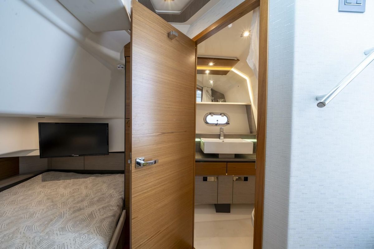 2024 Tiara Yachts 43 