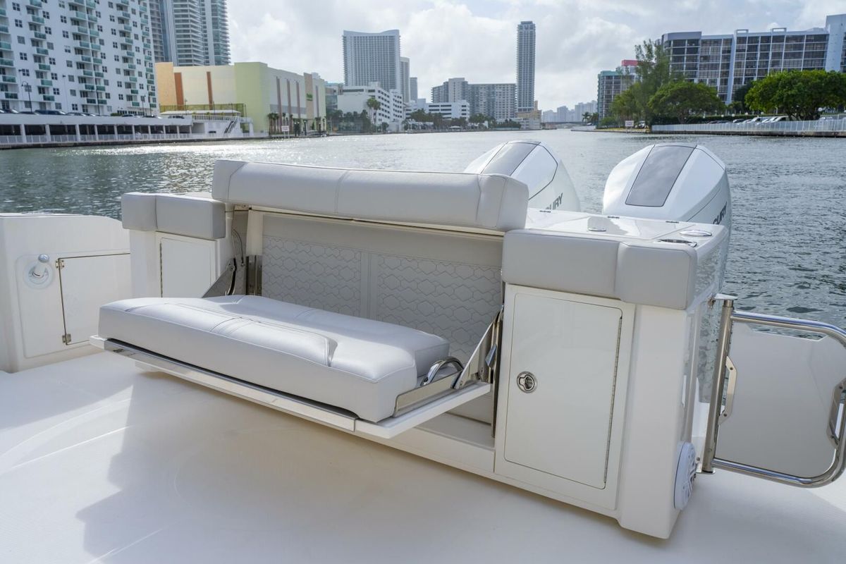 2024 Tiara Yachts 43 
