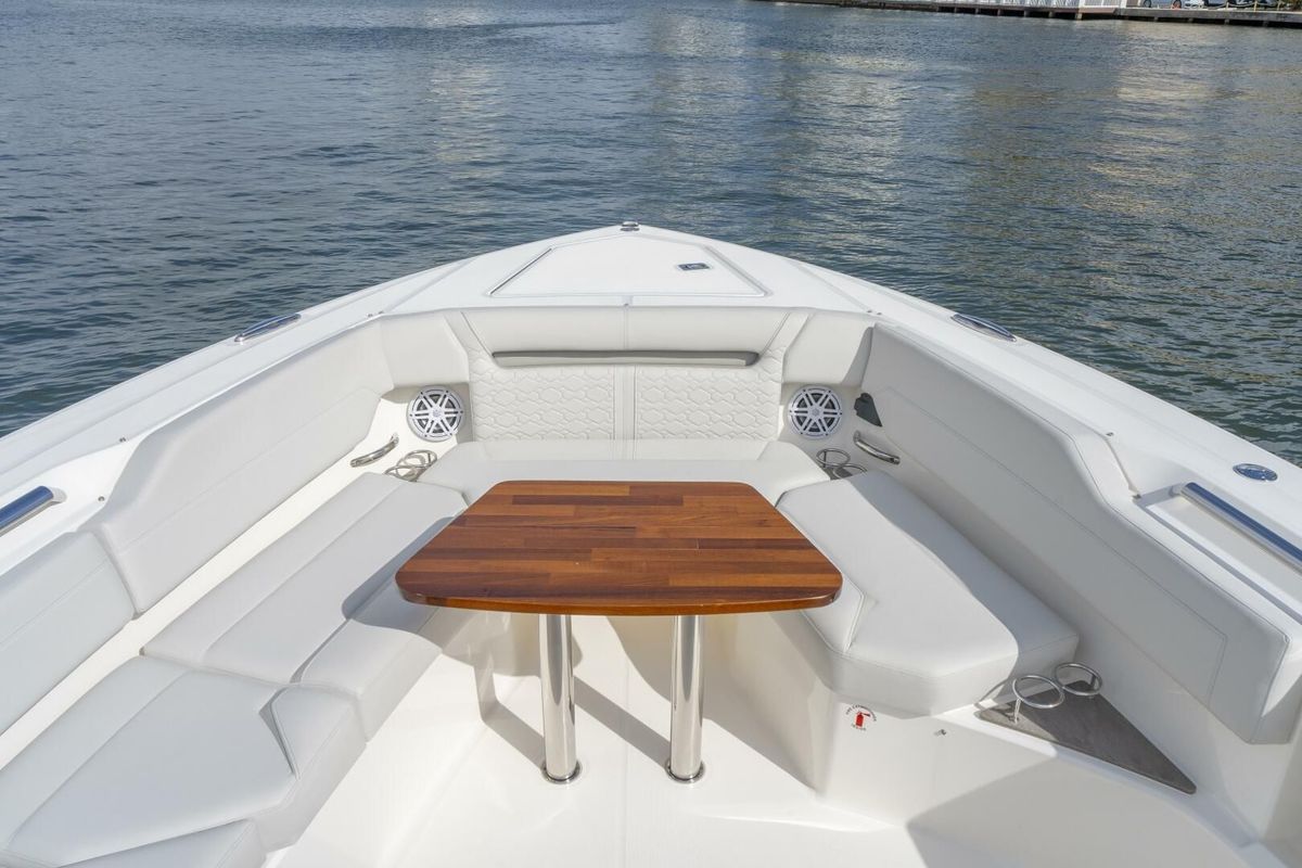 2024 Tiara Yachts 43 