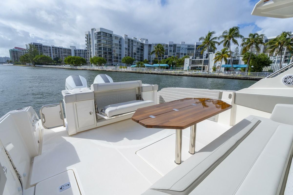 2024 Tiara Yachts 43 