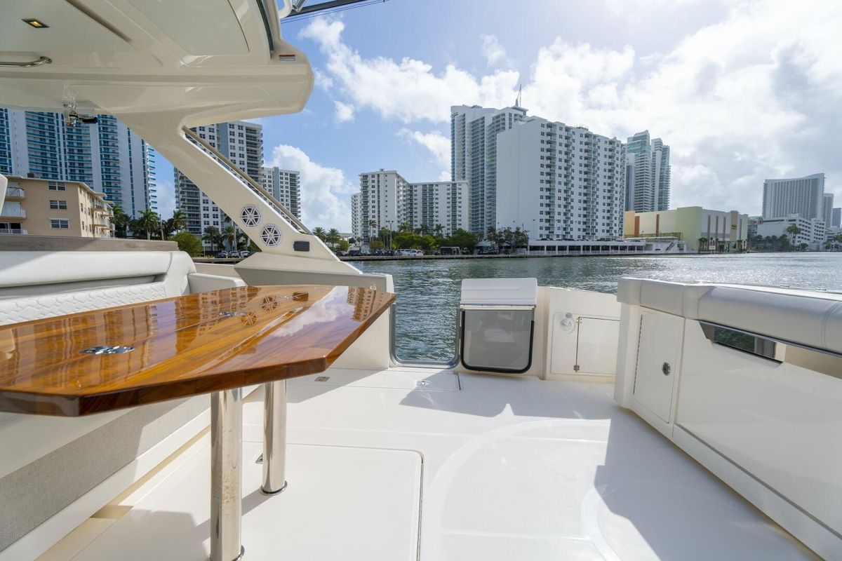 2024 Tiara Yachts 43 