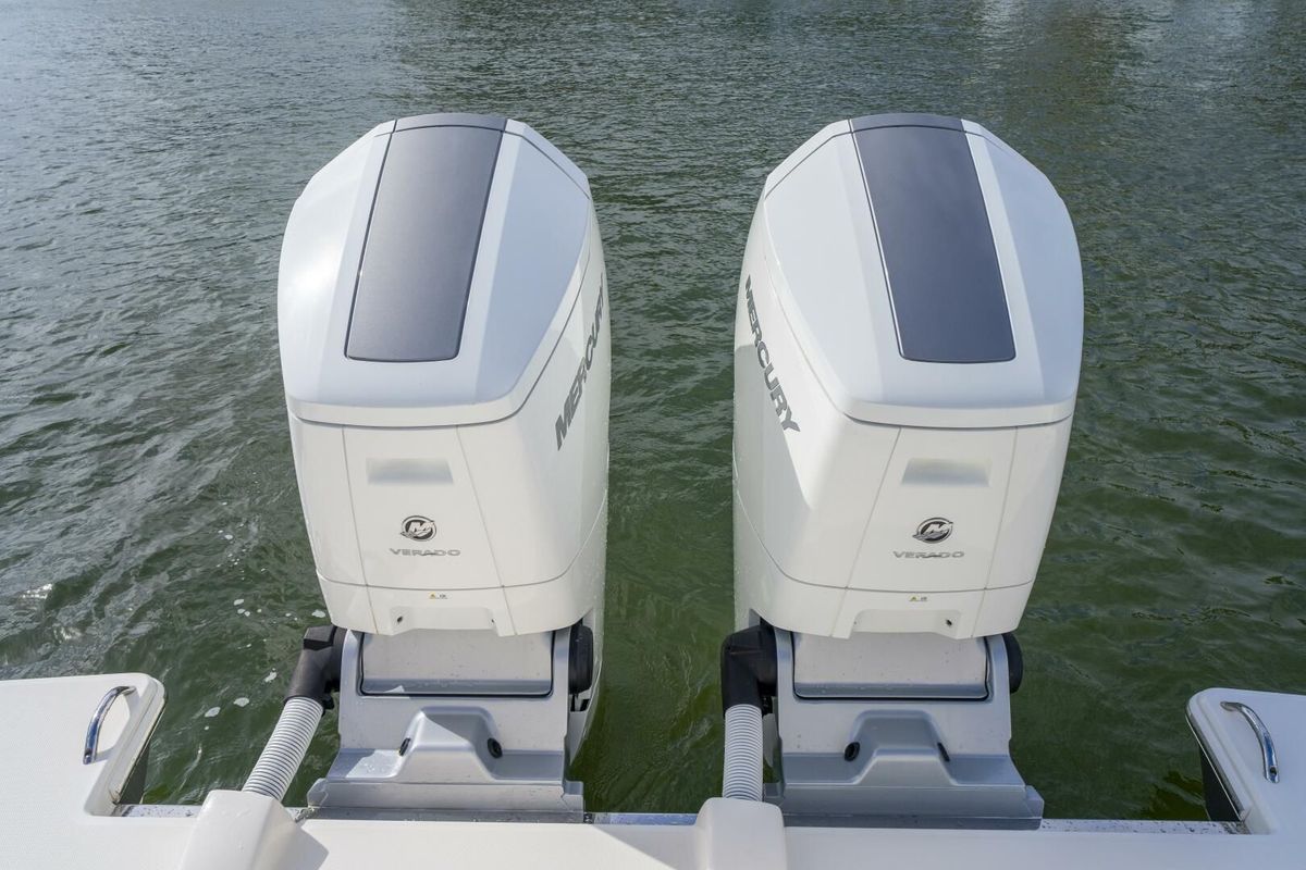 2024 Tiara Yachts 43 