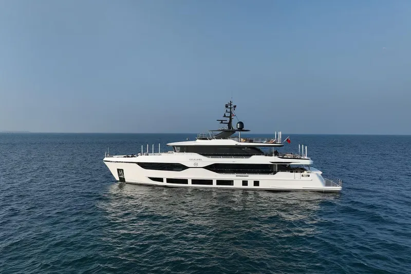 Geulunel Yacht Photos Pics Majesty 120 yacht cruising on open sea, 2025 model.