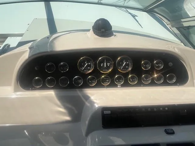  Yacht Photos Pics Dashboard of 2000 Cruisers Yachts 4450 Express Motoryacht with gauges and controls.