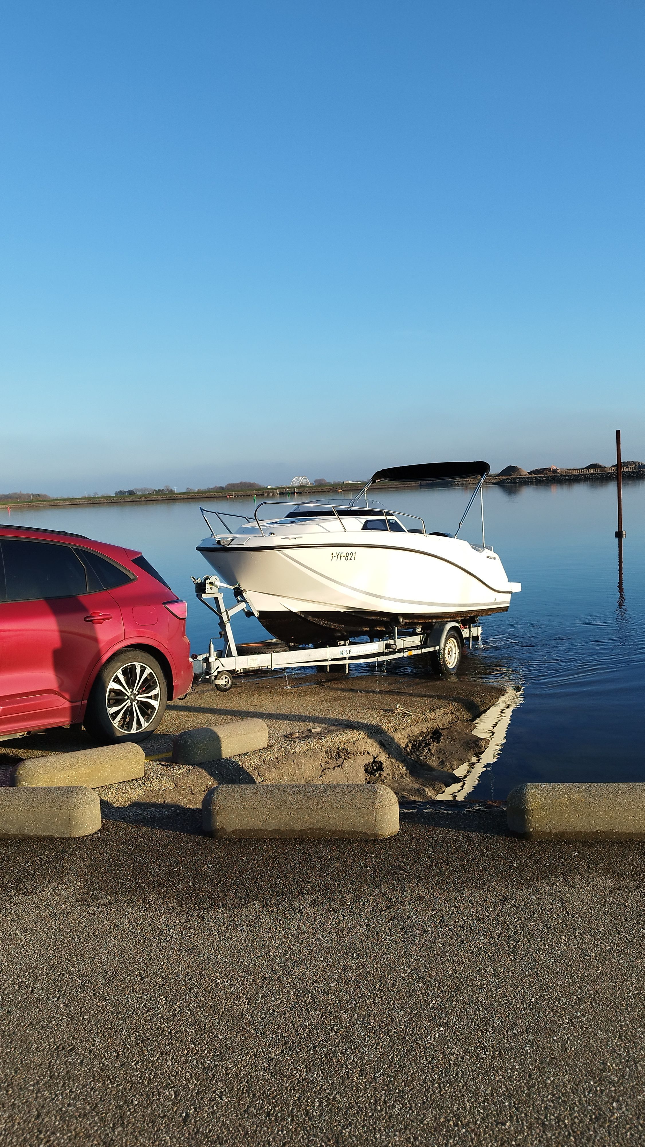 2019 Quicksilver Quicksilver Activ 555 Cabin