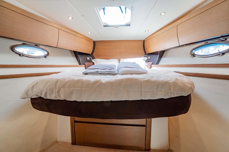 2011 Azimut 40 Atlantis