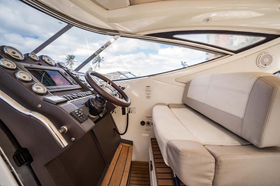 2011 Azimut 40 Atlantis