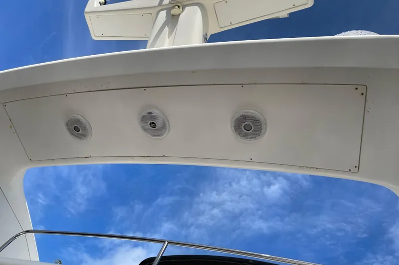 Offshore Flyer Yacht Photos Pics Azimut 46 Flybridge MY 2000 yacht speakers under blue sky.
