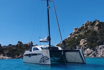 Comar C-Cat 48