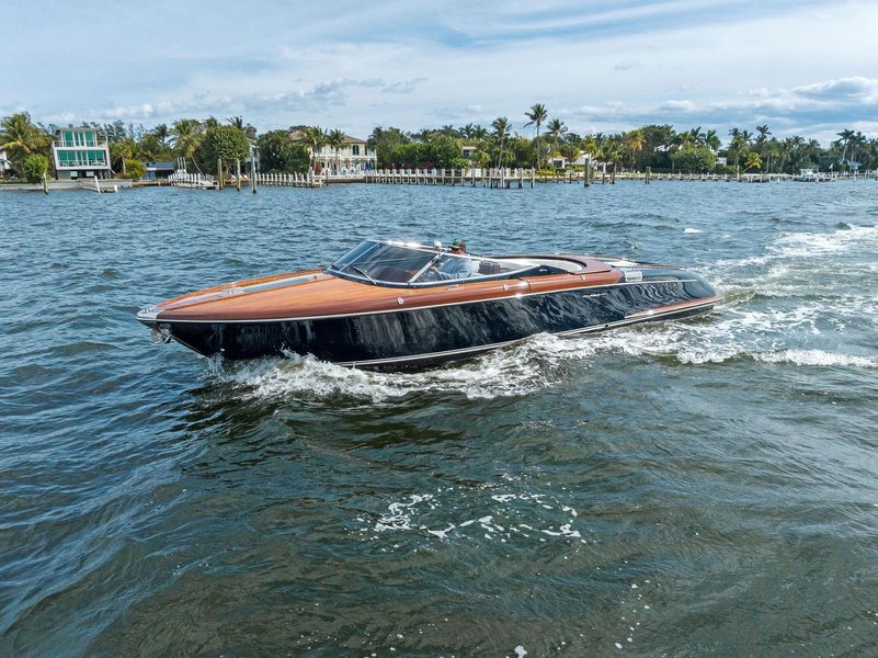 2015 Riva 33' AQUARIVA SUPER