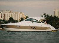 2009 Cruisers Yachts 520 Sports Coupe