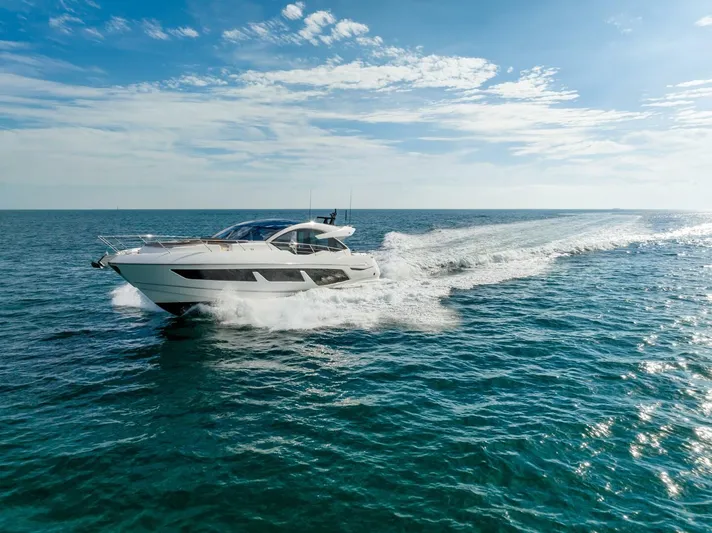  Yacht Photos Pics 2022 Sunseeker Predator 74 - Image 15
