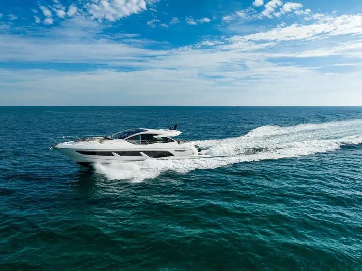  Yacht Photos Pics 2022 Sunseeker Predator 74 - Image 3