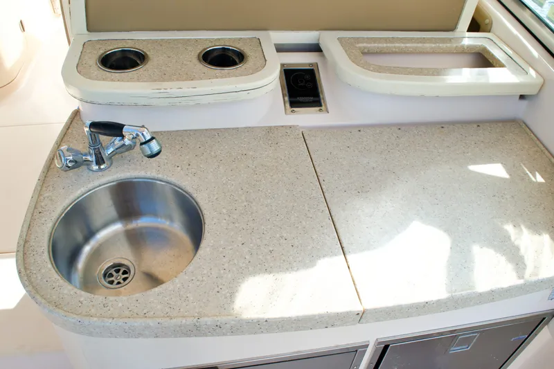  Yacht Photos Pics 2013 GRADY-WHITE 335 FREEDOM - Image 37