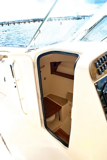  Yacht Photos Pics 2013 GRADY-WHITE 335 FREEDOM - Image 65