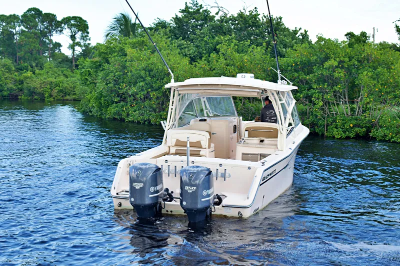  Yacht Photos Pics 2013 GRADY-WHITE 335 FREEDOM - Image 6