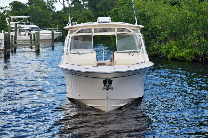  Yacht Photos Pics 2013 GRADY-WHITE 335 FREEDOM - Image 4