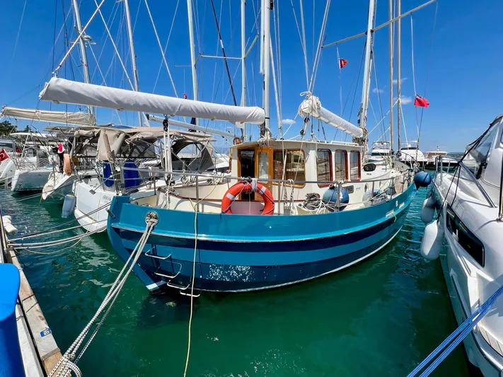 Jan Van Gent Mae Yacht Photos Pics 