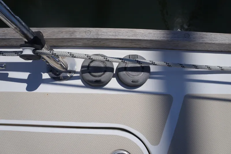 Midnight Yacht Photos Pics Deck fittings and rope on a 2005 Sabre 386 sailboat.