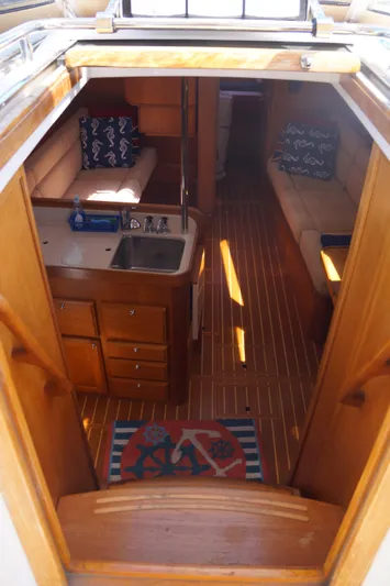 Midnight Yacht Photos Pics 