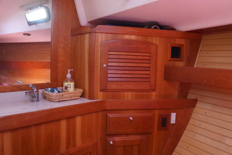 Midnight Yacht Photos Pics 