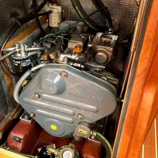 Midnight Yacht Photos Pics 