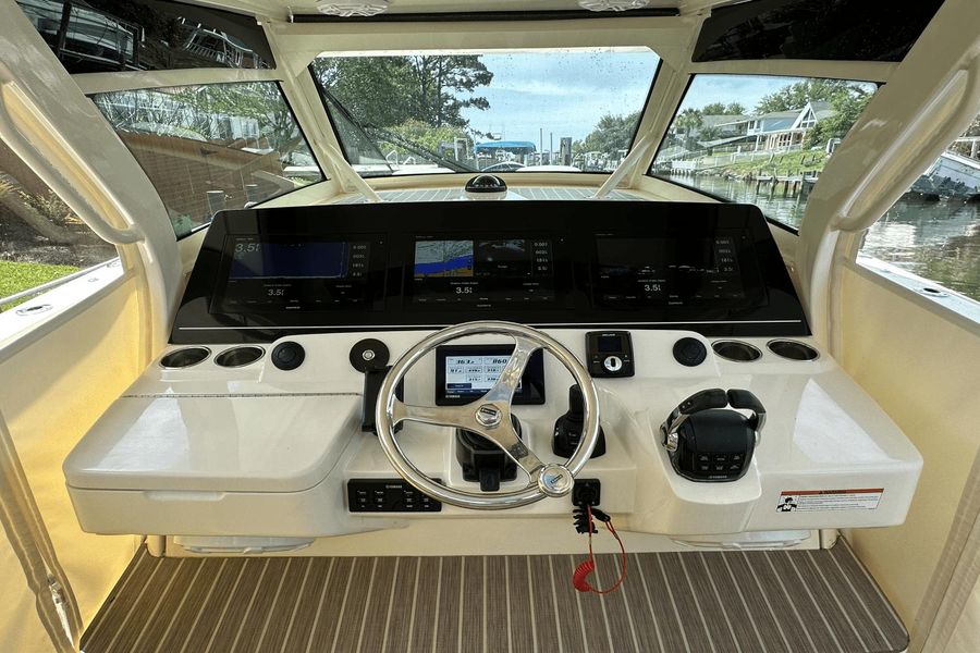 2019 Scout 380 LXF