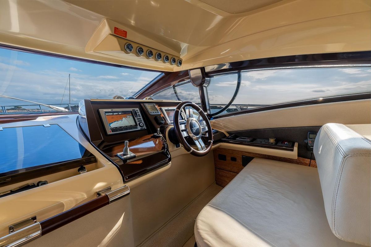 2012 Azimut 48 