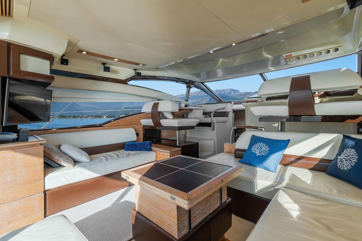 2012 Azimut 48 