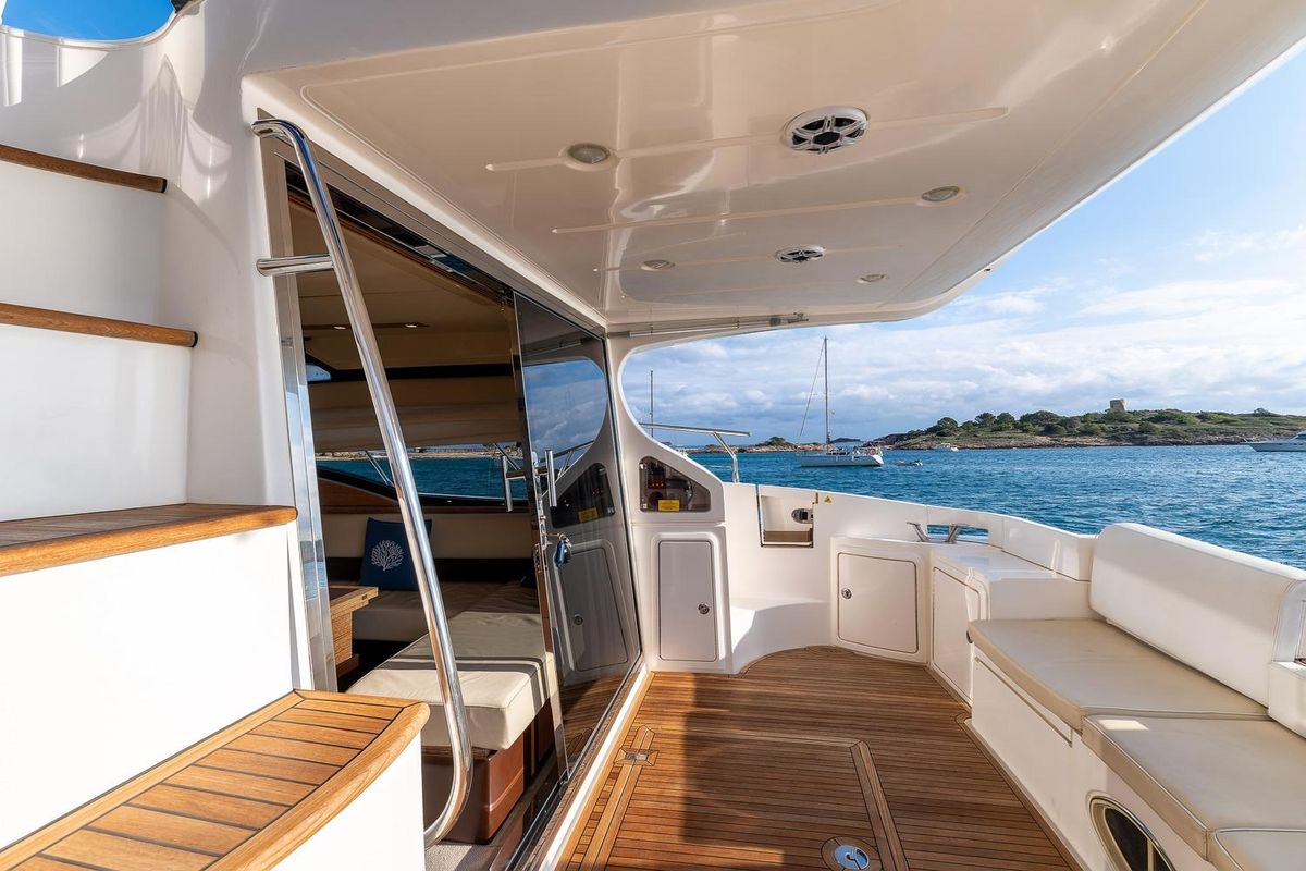2012 Azimut 48 