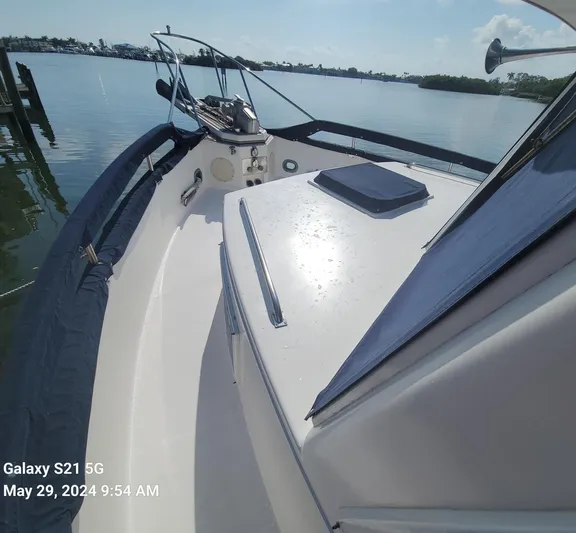 'linda Ii' Yacht Photos Pics NEW Fiberglass Lower Deck   (April 2024)