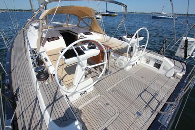 Yacht